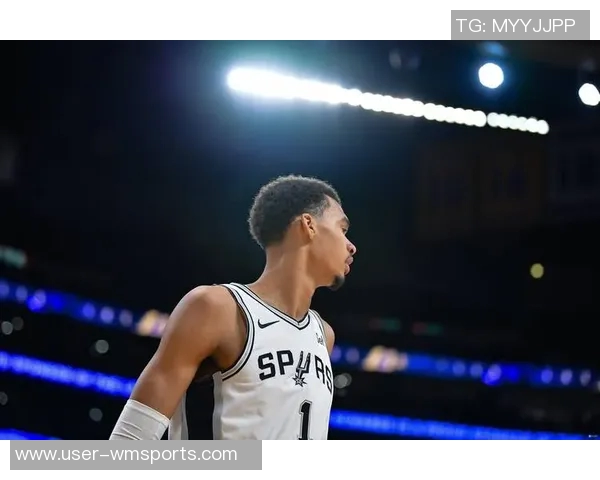 文班亚马称赞本赛季第二次战胜雷霆的比赛令人赏心悦目表现出色